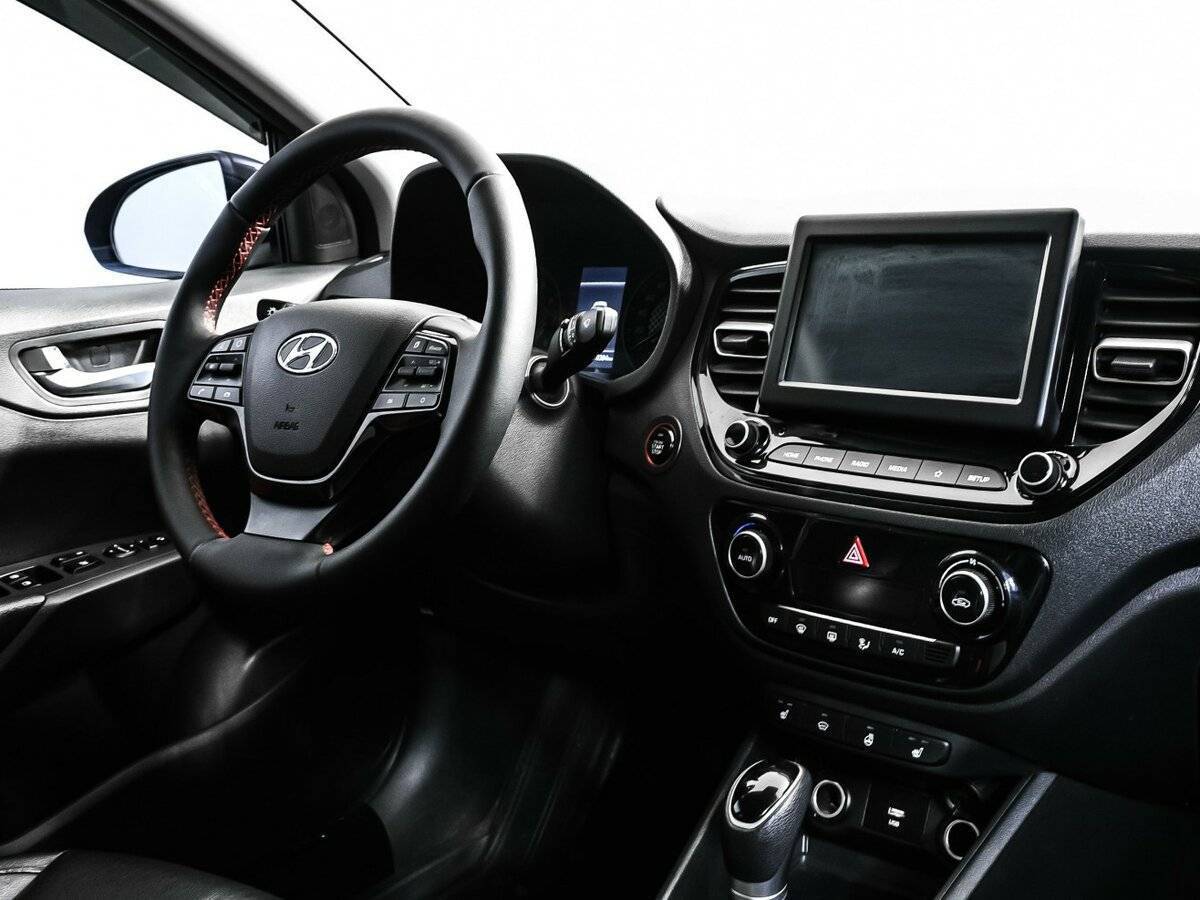 Купить Hyundai Solaris, 2020, 50 382 км, фото №9