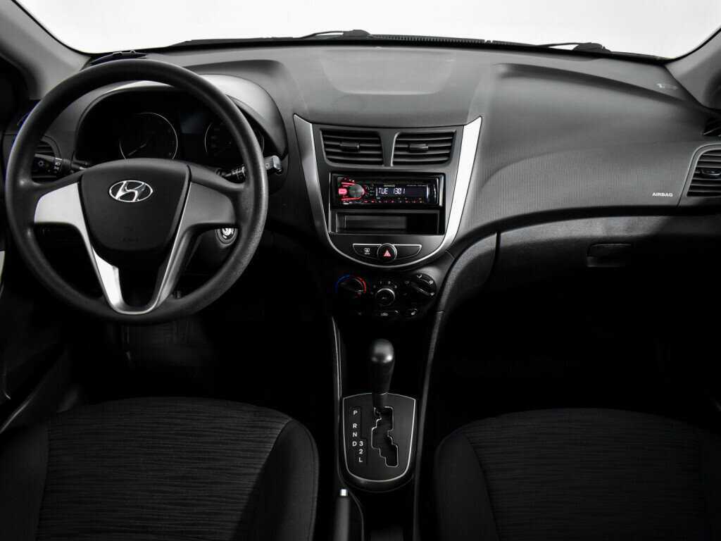 Купить Hyundai Solaris, 2015, 122 022 км, фото №12