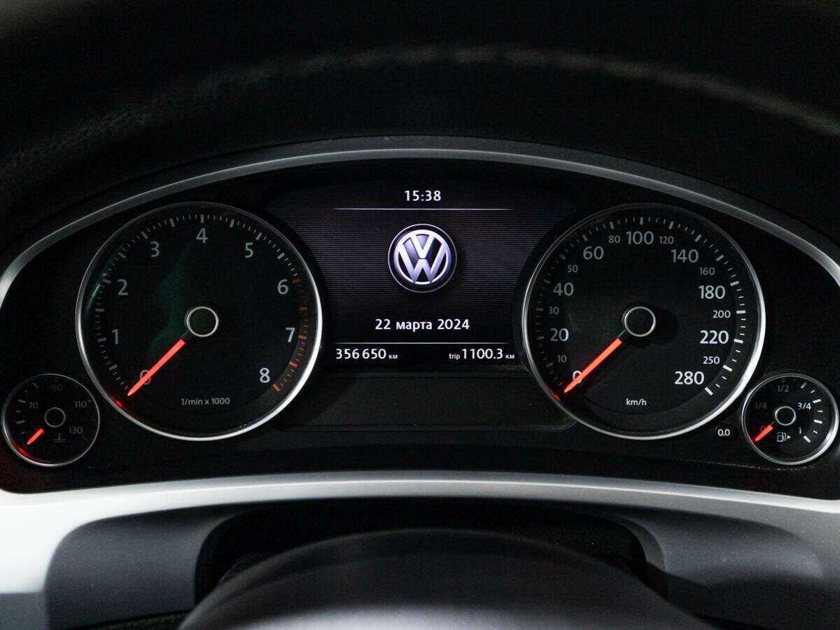 Купить Volkswagen Touareg, 2012, 356 649 км, фото №10