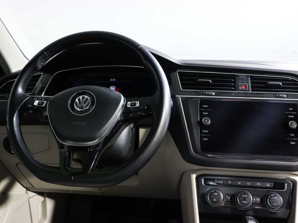 Купить Volkswagen Tiguan, 2018, 67 721 км, фото №12