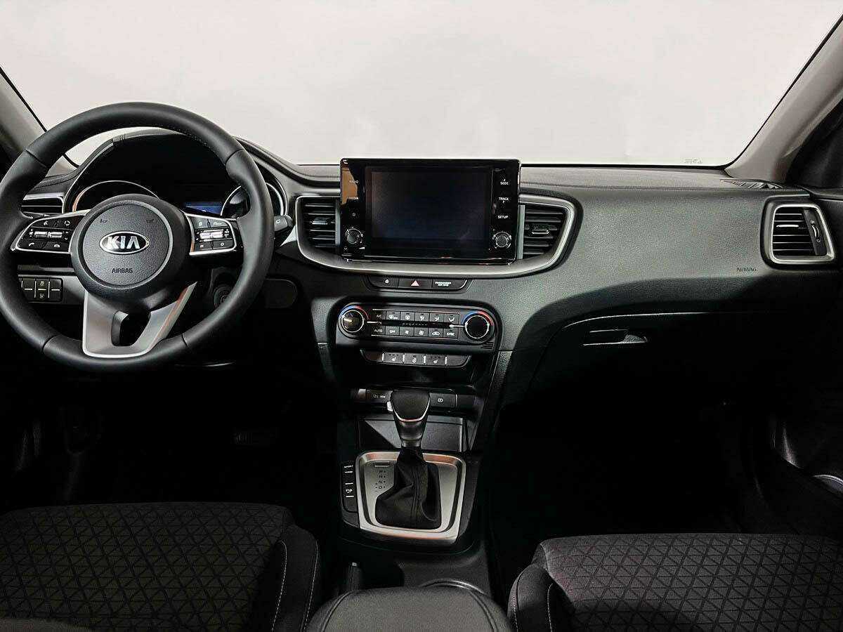 Купить Kia Ceed, 2020, 66 000 км, фото №12