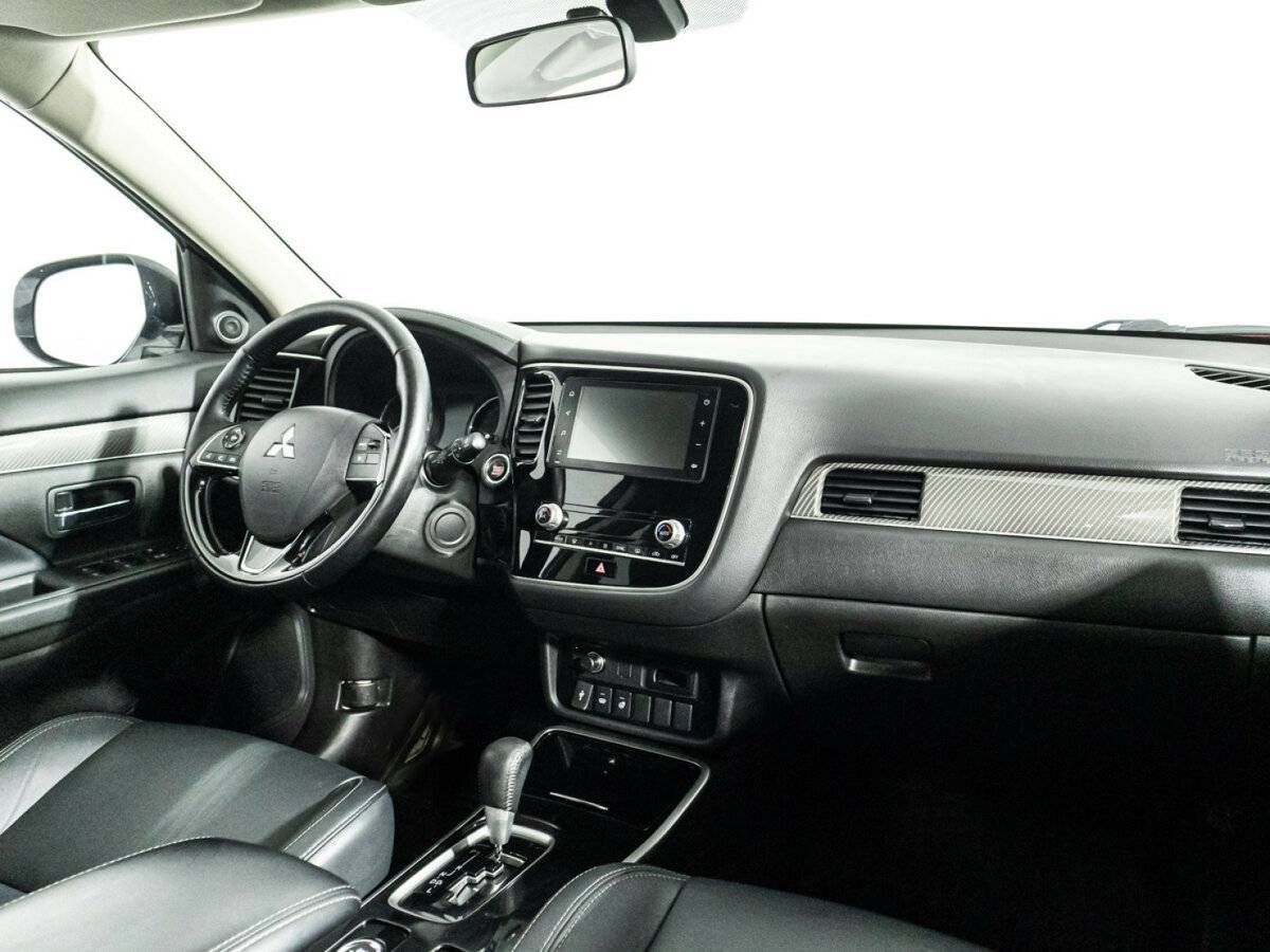 Купить Mitsubishi Outlander, 2020, 110 000 км, фото №9