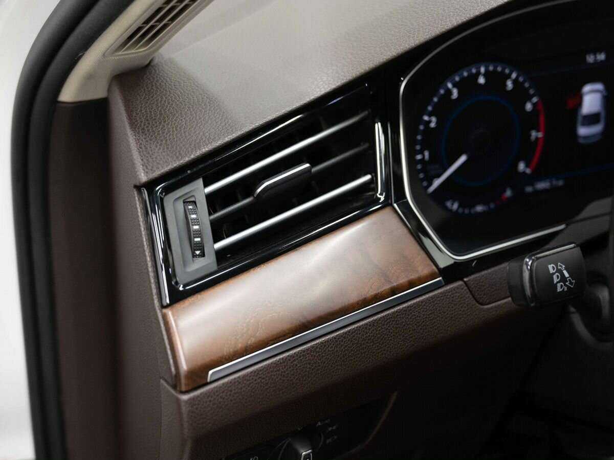 Купить Volkswagen Passat, 2016, 148 660 км, фото №19