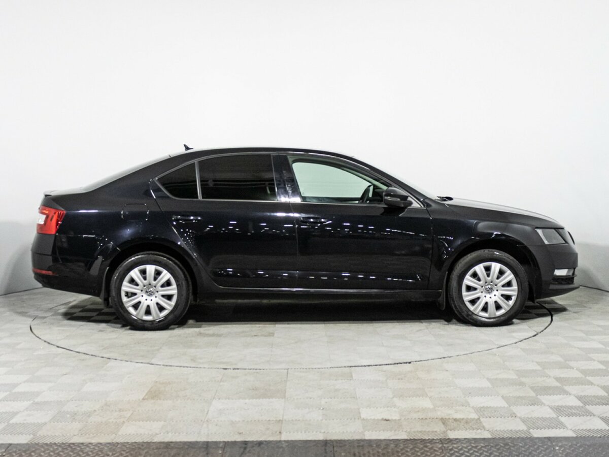 Купить Skoda Octavia III (A7) Рестайлинг, 2018, 104 000 км, фото №4