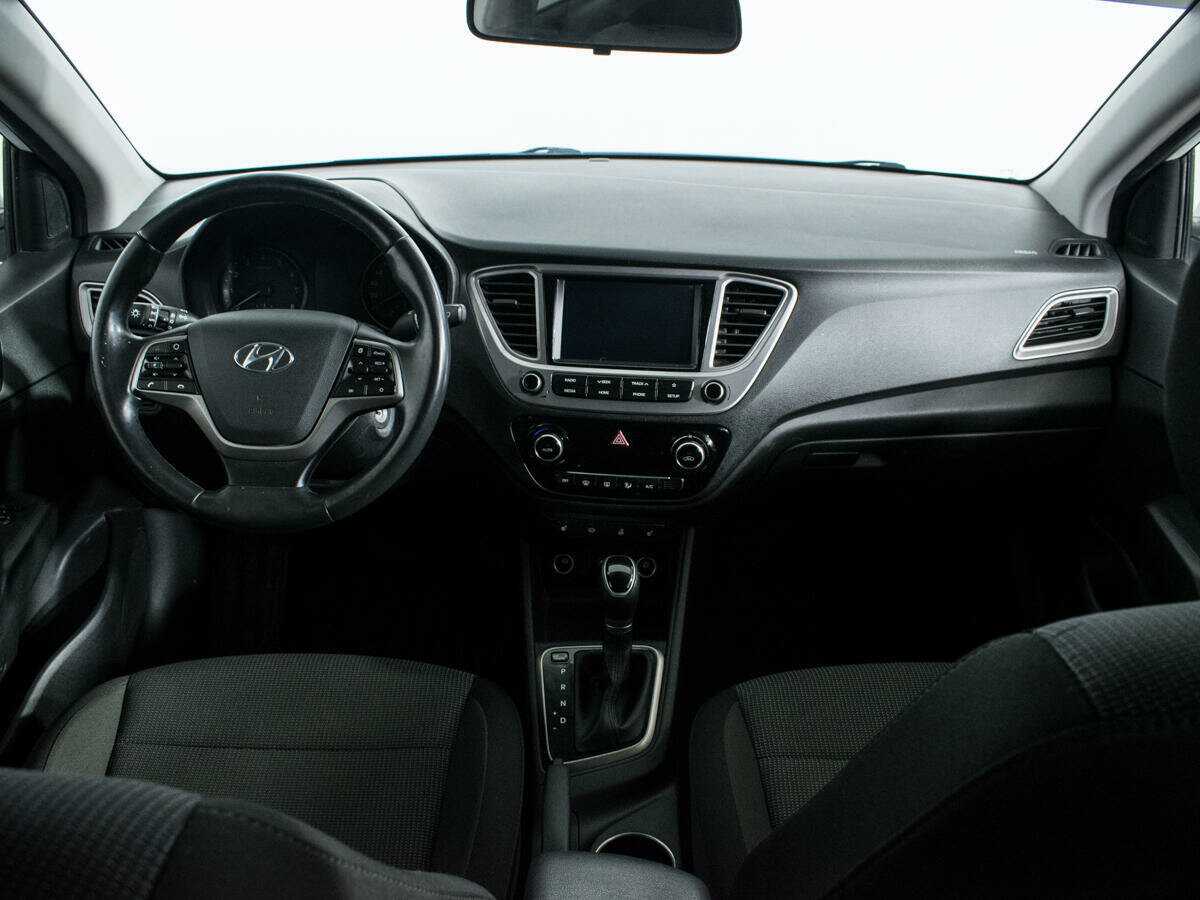 Купить Hyundai Solaris, 2019, 59 035 км, фото №12