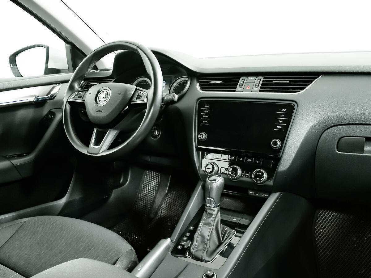 Купить Skoda Octavia, 2017, 121 865 км, фото №9