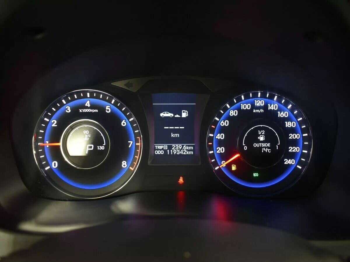 Купить Hyundai i40, 2014, 120 000 км, фото №12