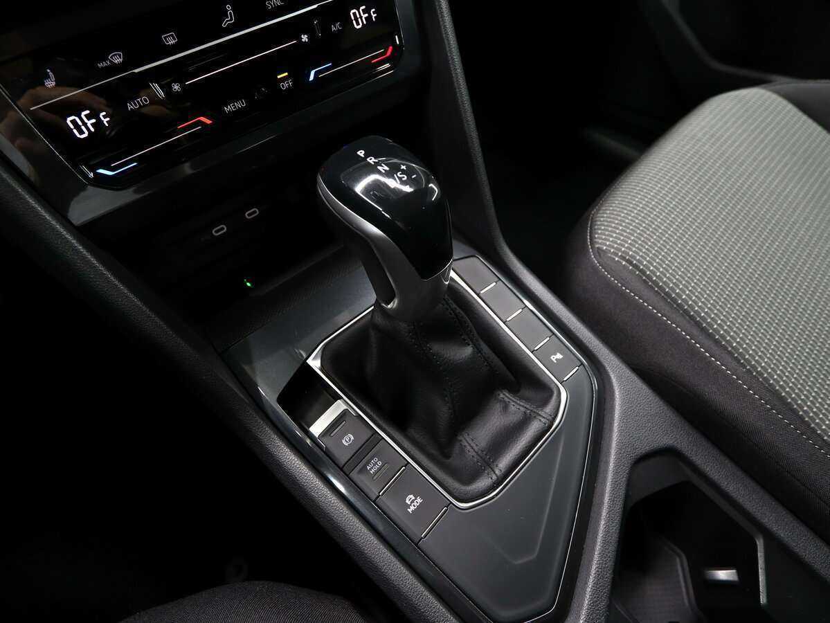 Купить Volkswagen Tiguan, 2021, 118 000 км, фото №17