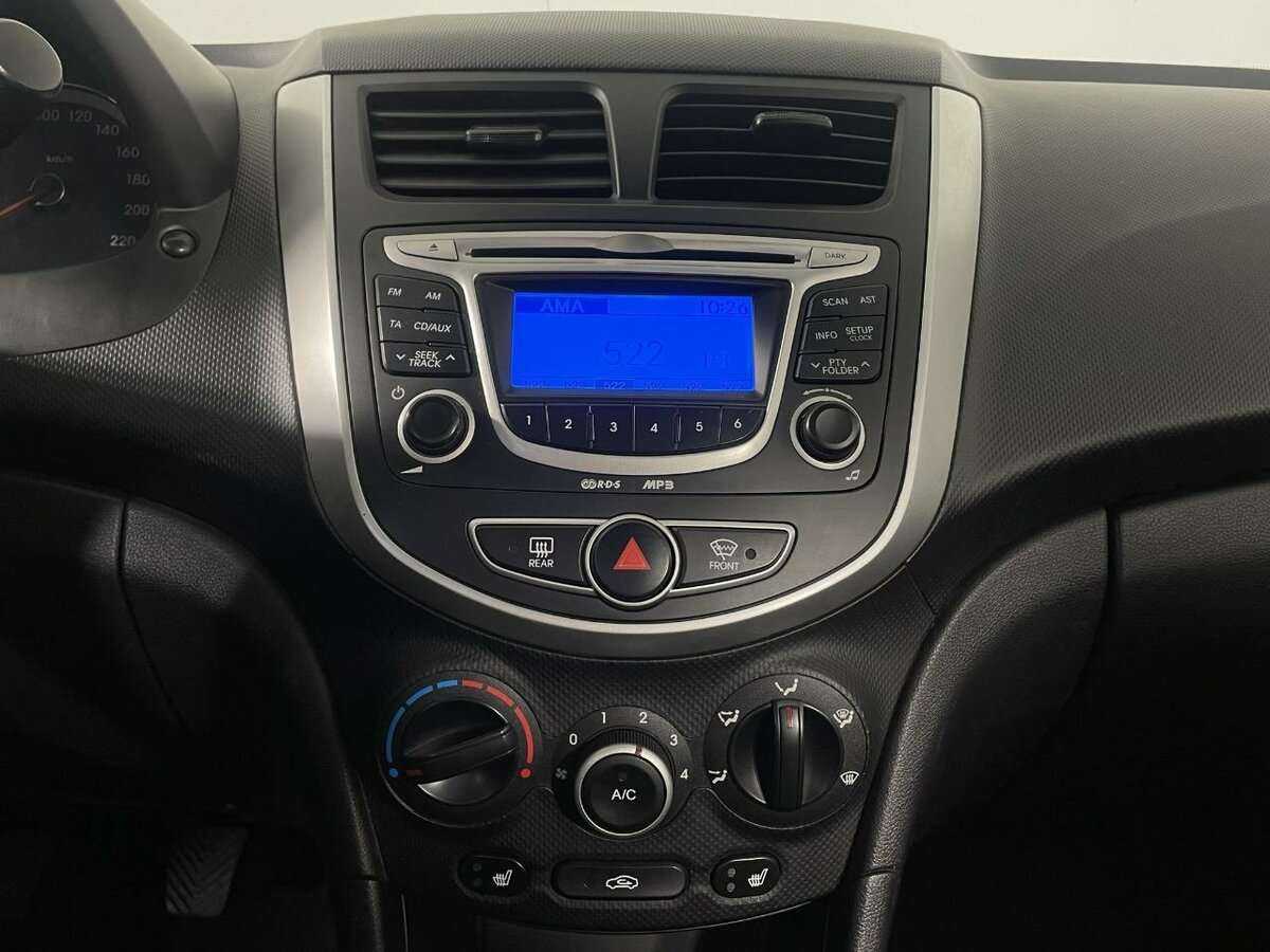 Купить Hyundai Solaris, 2012, 252 000 км, фото №12