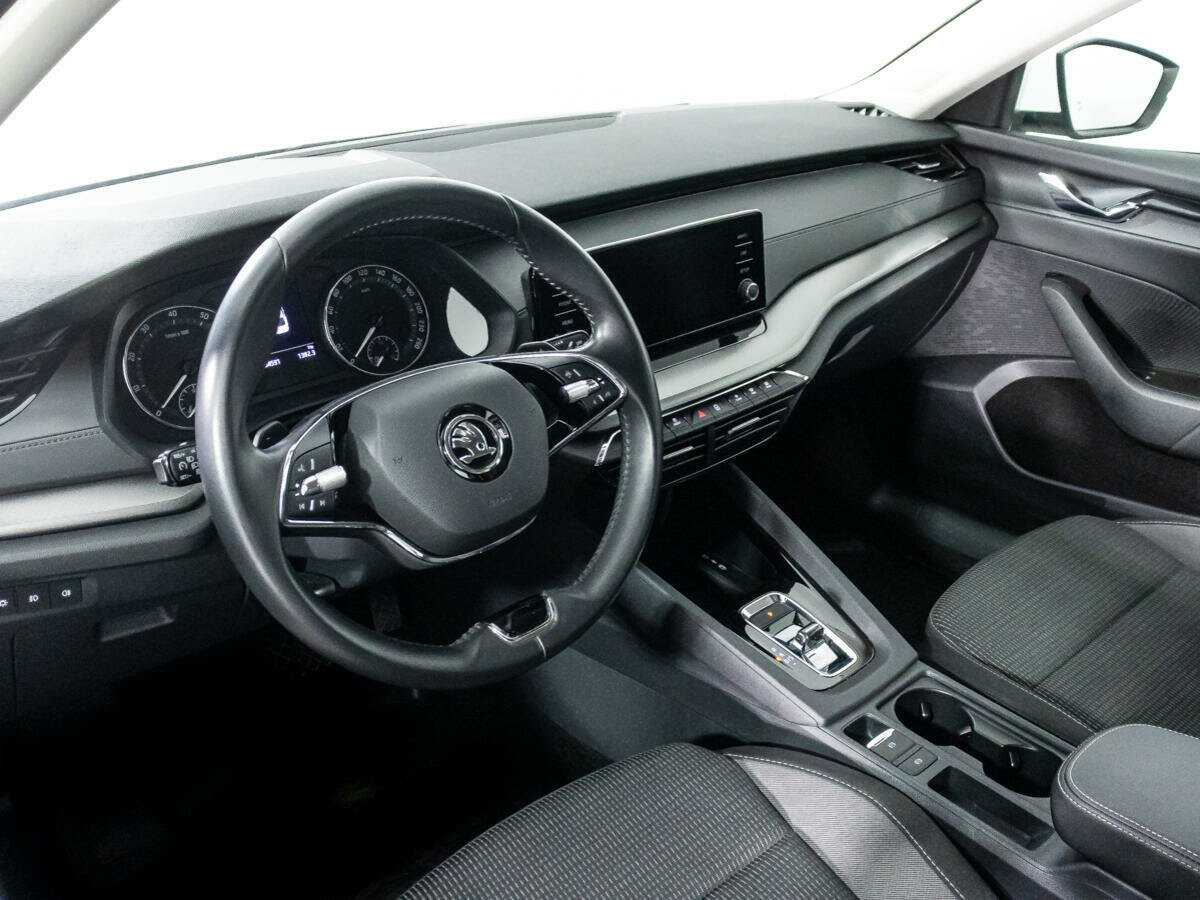 Купить Skoda Octavia, 2021, 34 123 км, фото №11