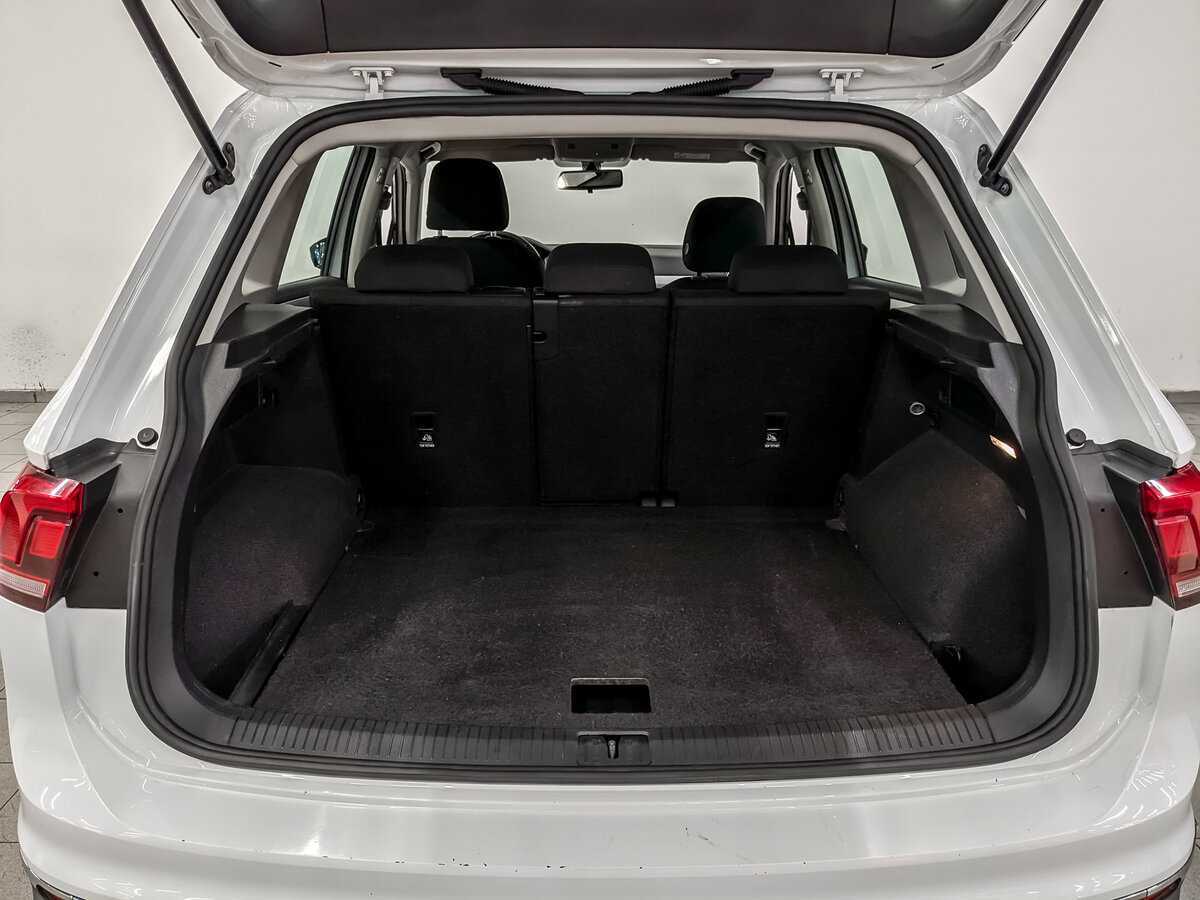 Купить Volkswagen Tiguan, 2021, 158 578 км, фото №10