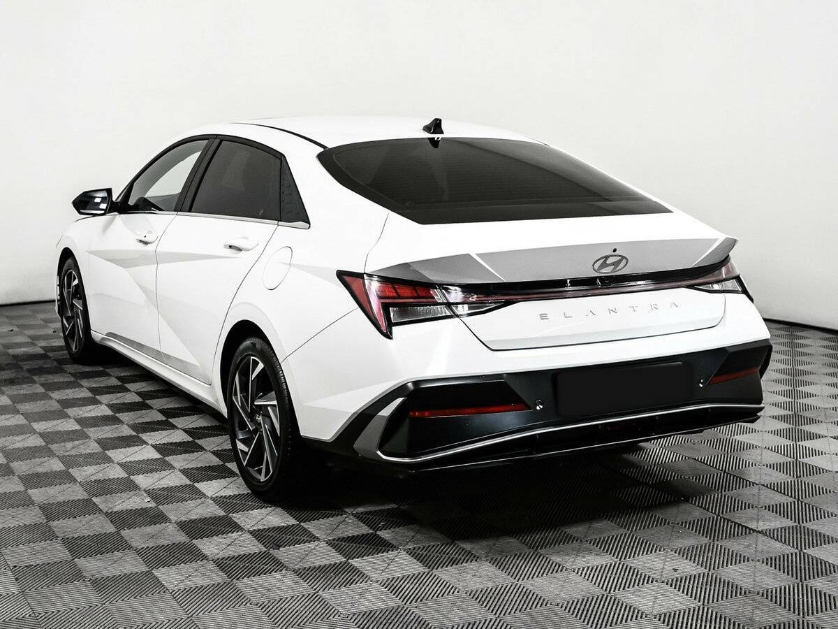 Купить Hyundai Elantra, 2023, 38 900 км, фото №7