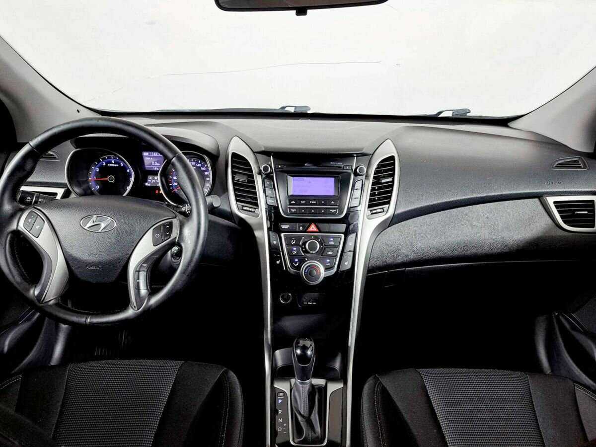 Купить Hyundai i30, 2012, 114 000 км, фото №12
