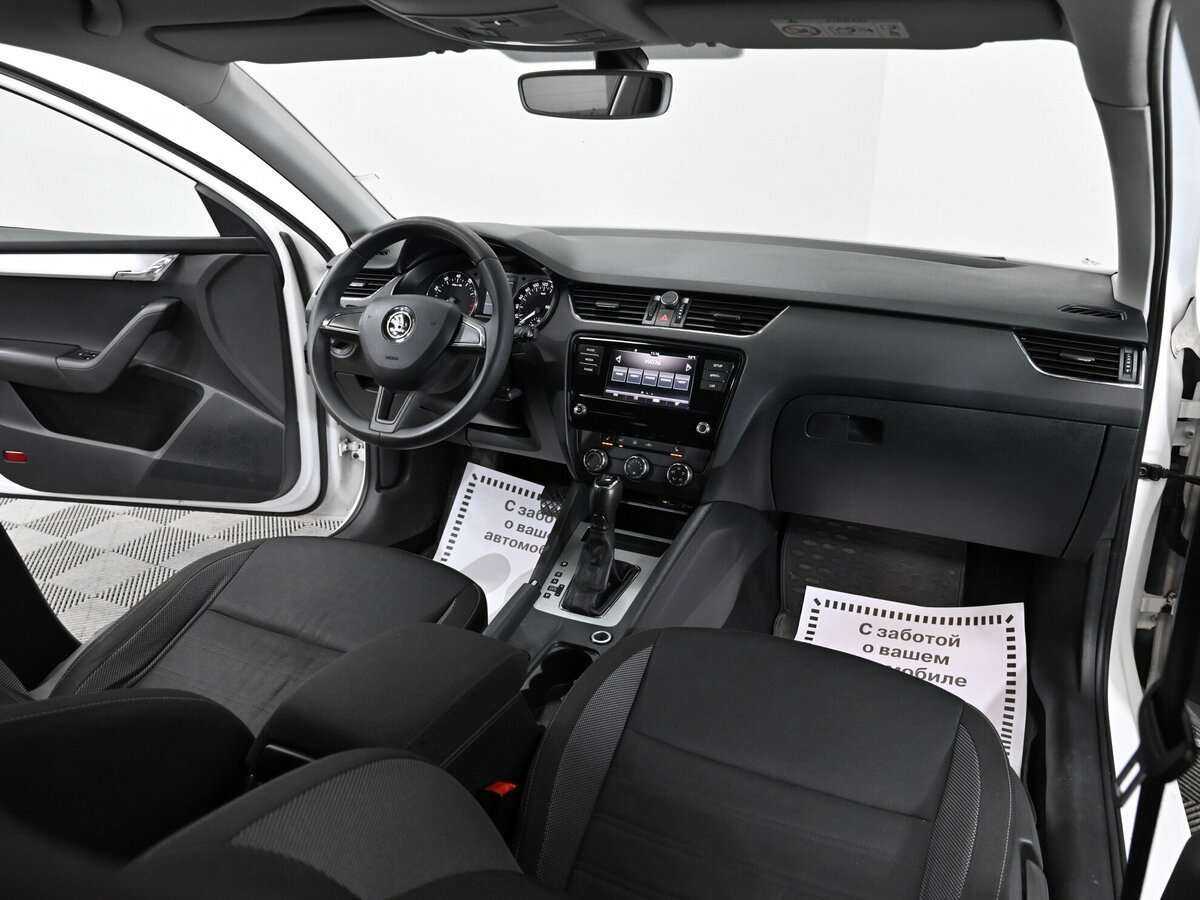 Купить Skoda Octavia, 2017, 137 000 км, фото №5