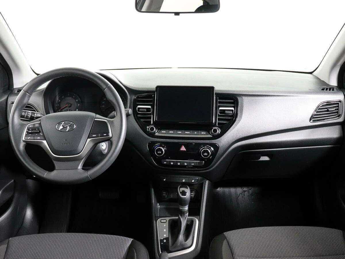 Купить Hyundai Solaris, 2021, 10 670 км, фото №11