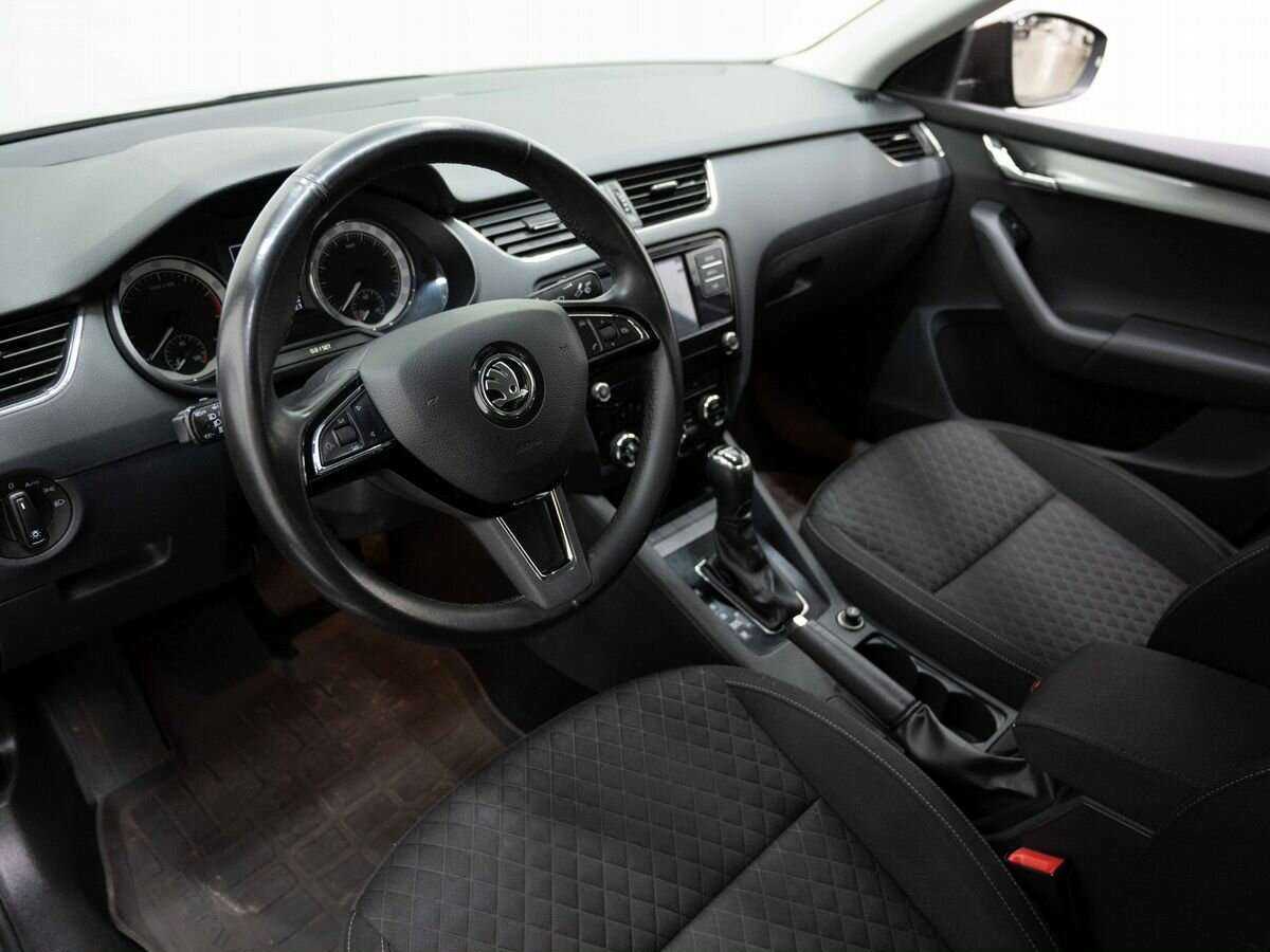 Купить Skoda Octavia, 2017, 123 349 км, фото №7