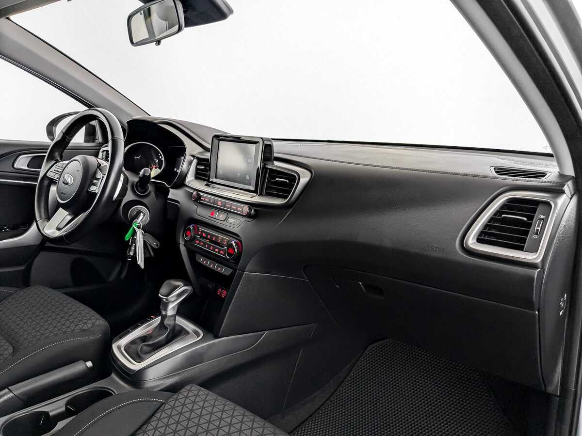 Купить Kia Ceed, 2019, 95 881 км, фото №9