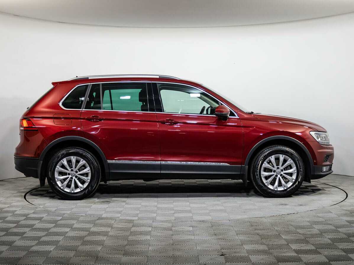 Купить Volkswagen Tiguan, 2017, 70 544 км, фото №4