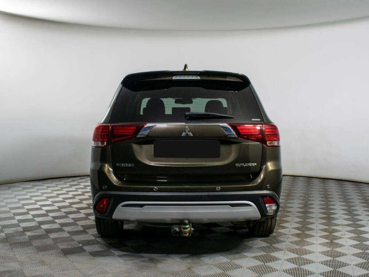 Купить Mitsubishi Outlander, 2018, 113 000 км, фото №3