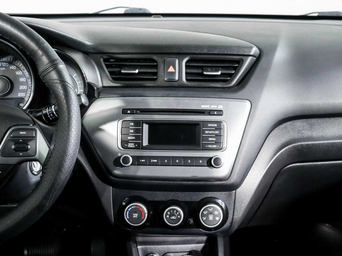 Купить Kia Rio, 2016, 111 779 км, фото №10