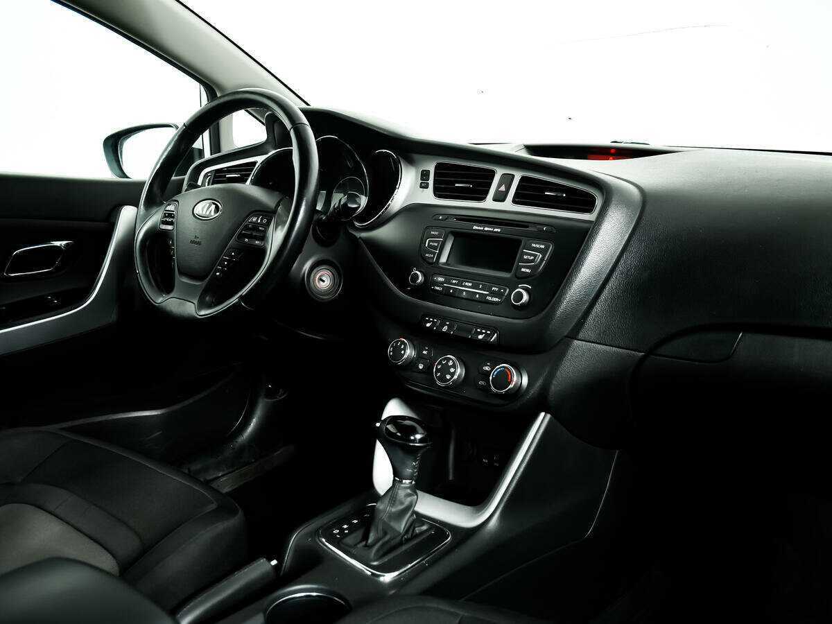 Купить Kia Ceed, 2013, 106 455 км, фото №9