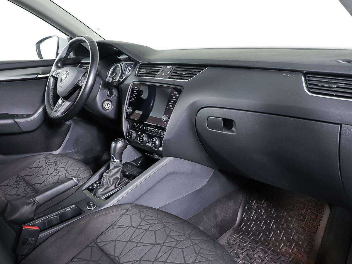 Купить Skoda Octavia, 2020, 49 874 км, фото №8