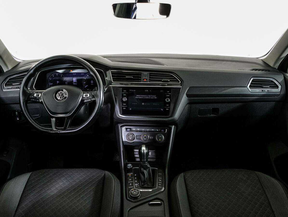 Купить Volkswagen Tiguan, 2017, 160 237 км, фото №10