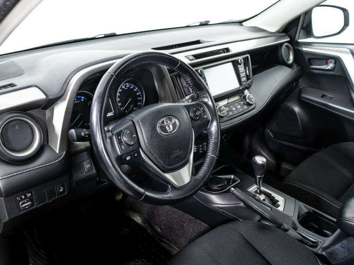 Купить Toyota RAV4, 2017, 75 000 км, фото №11